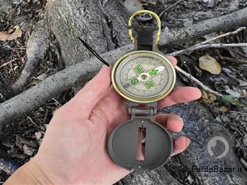 قطب‌نما مدل لنزاتیک (Lensatic Compass)